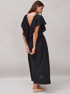 Camelia Black
