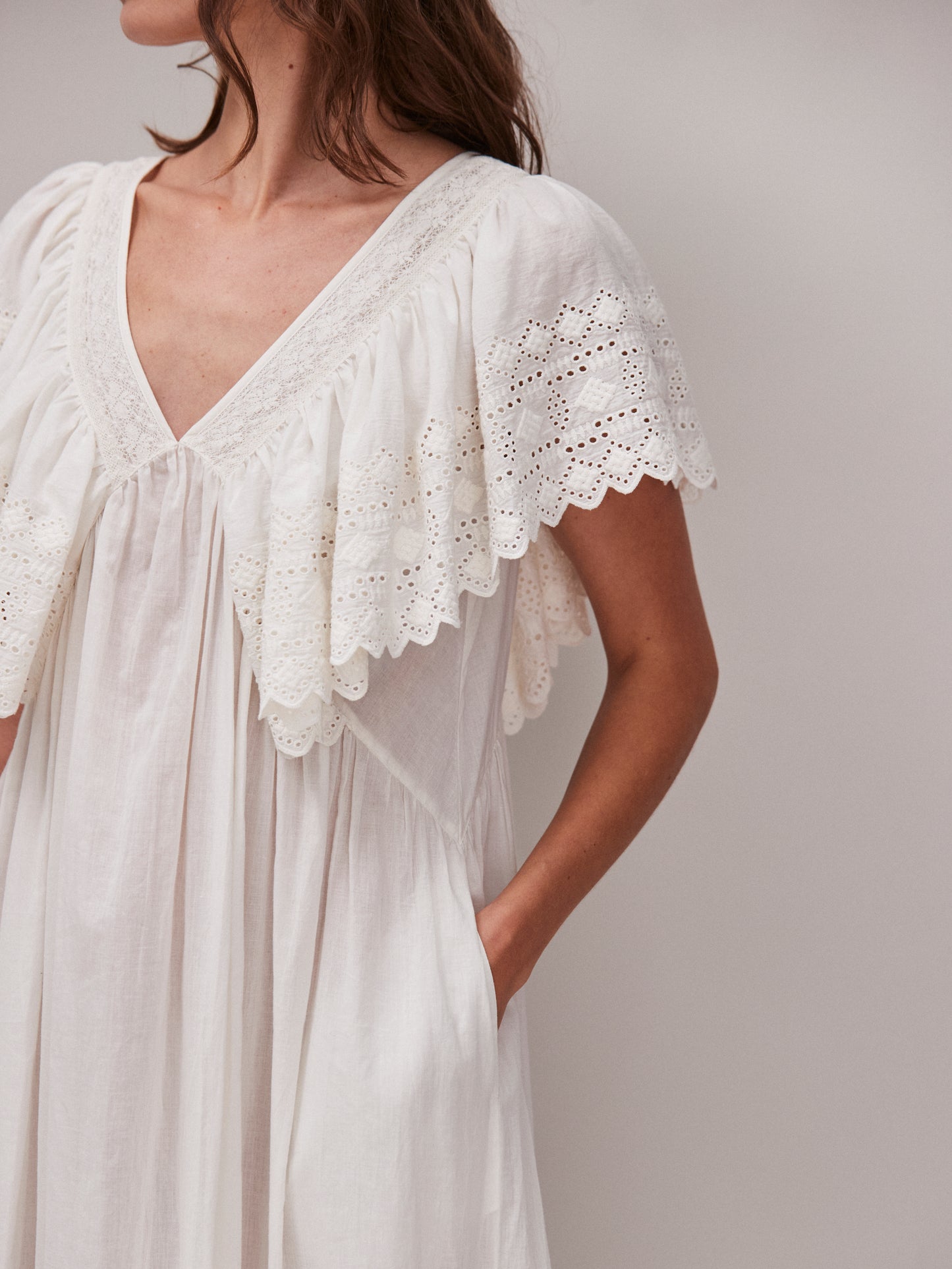 Camelia Vintage white