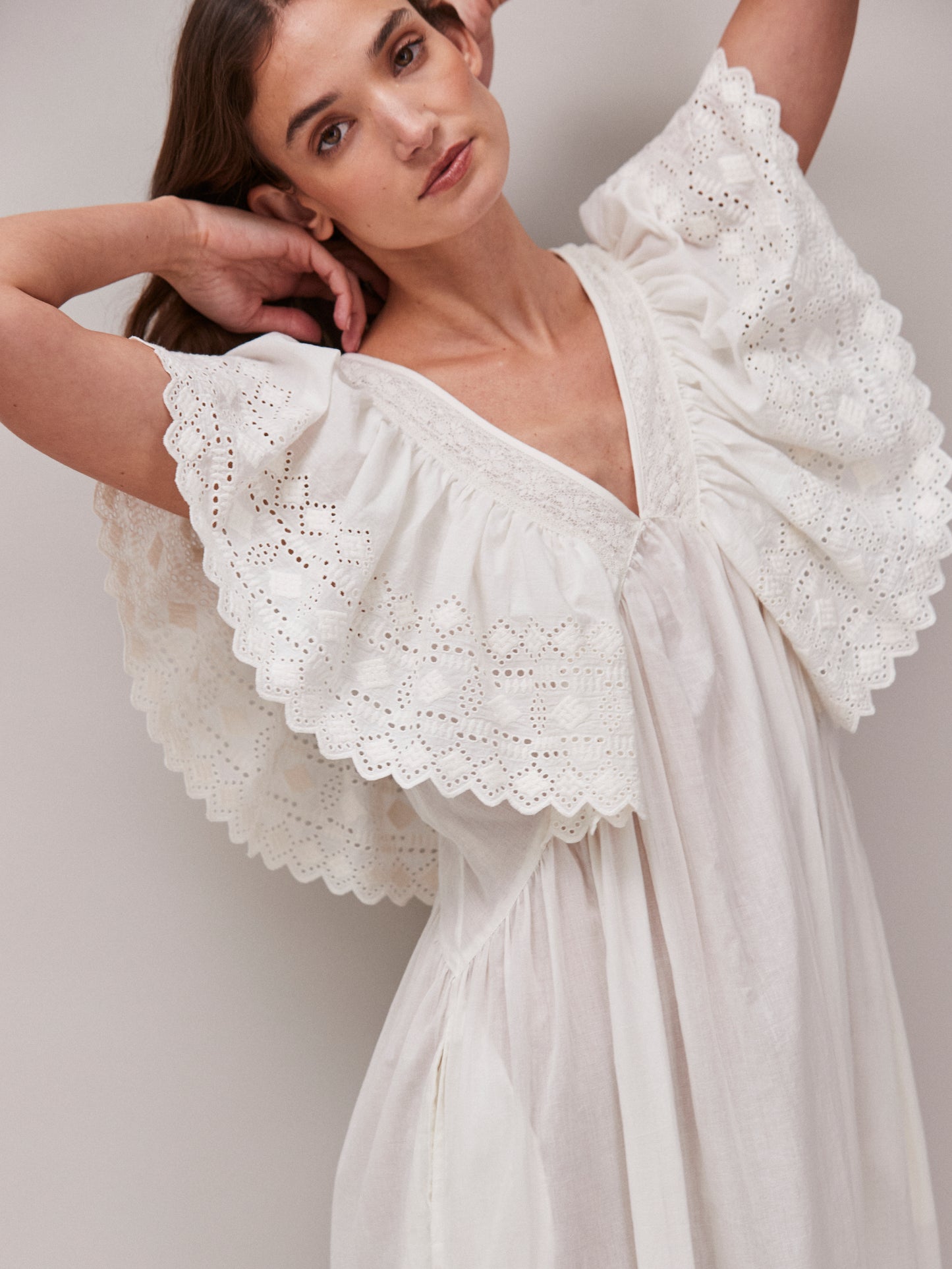 Camelia Vintage white