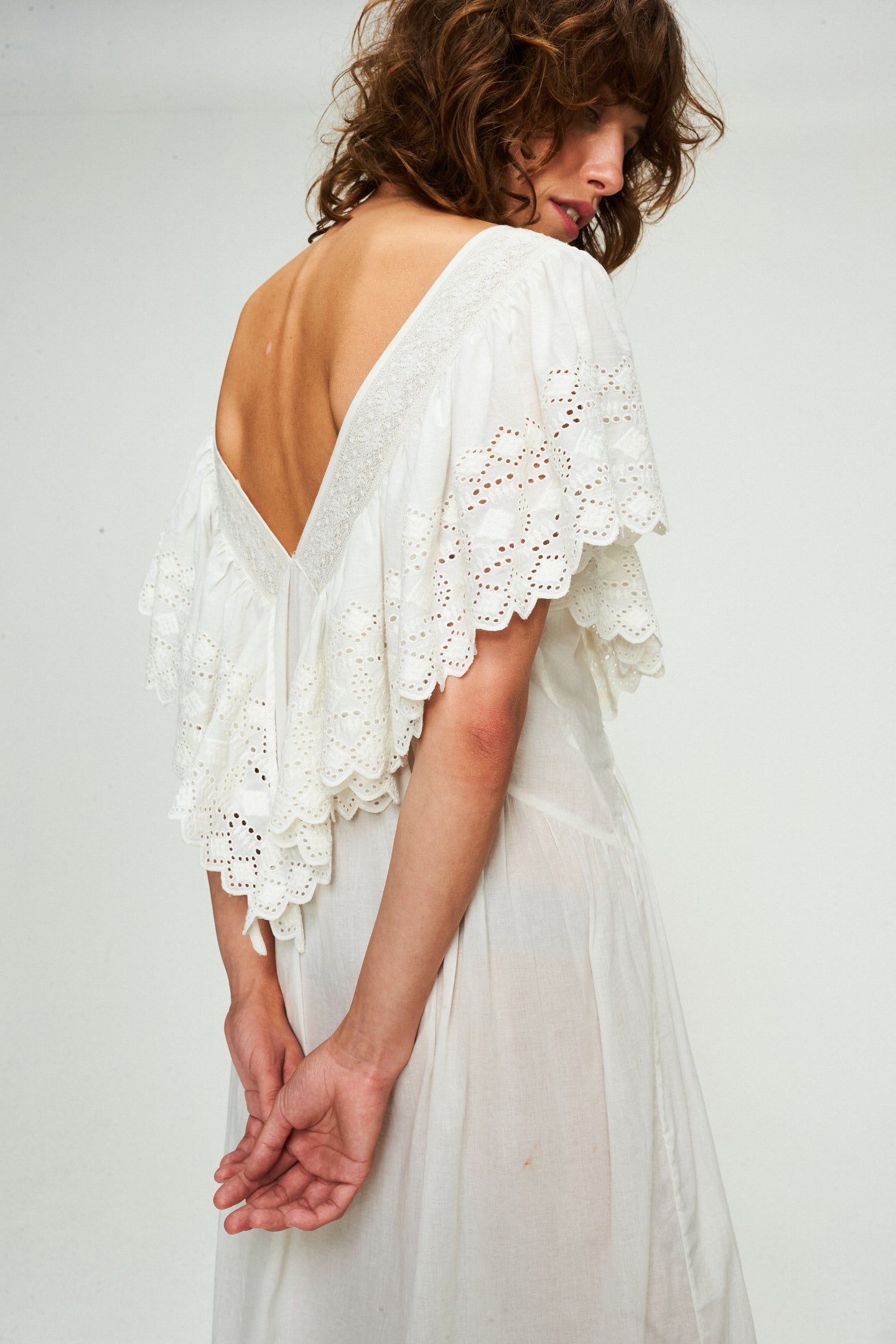 Camelia Vintage white