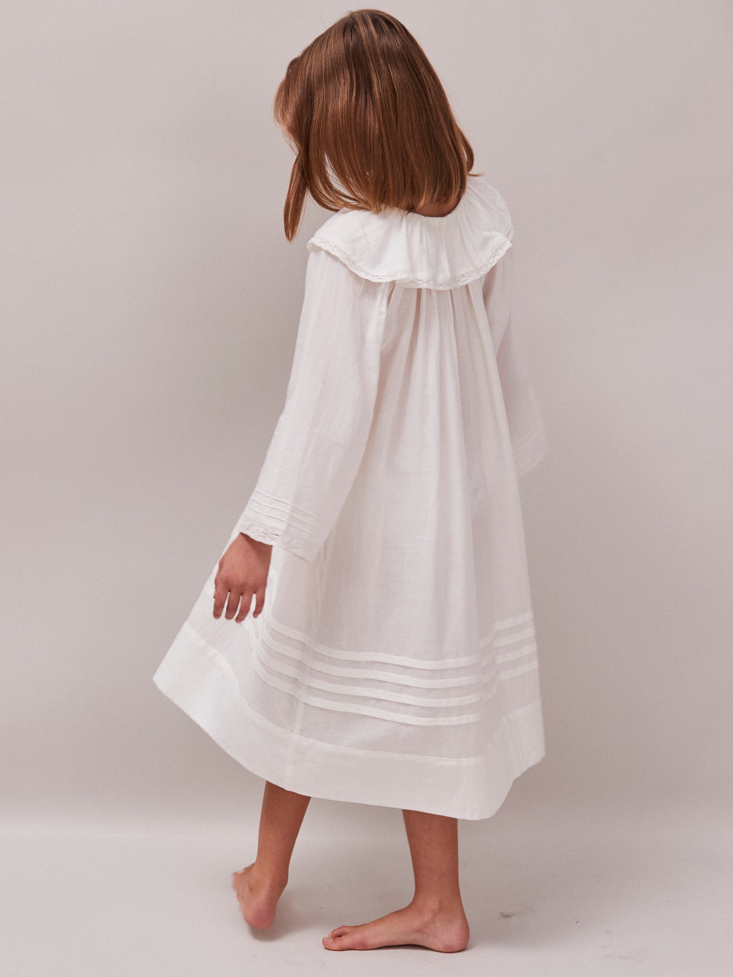 Hebe White